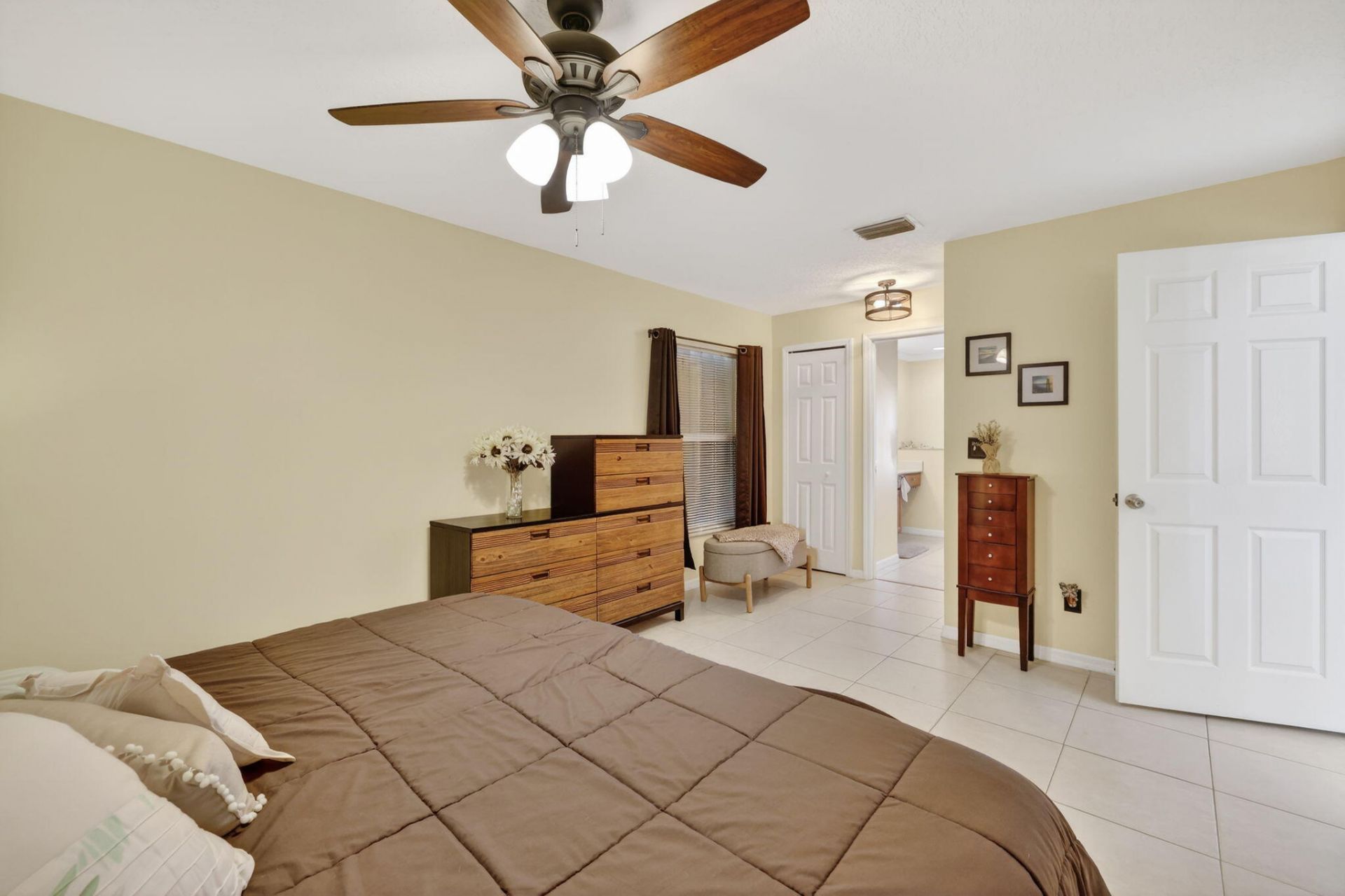 1534 SW Hutchins Street, Port Saint Lucie, FL 34983 Photo