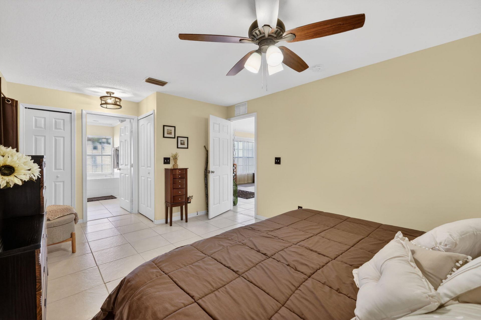 1534 SW Hutchins Street, Port Saint Lucie, FL 34983 Photo