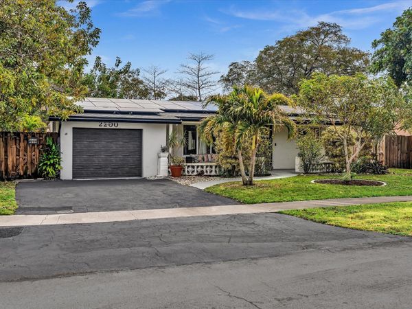 2200 NW 73rd Ave, Sunrise, FL 33313
