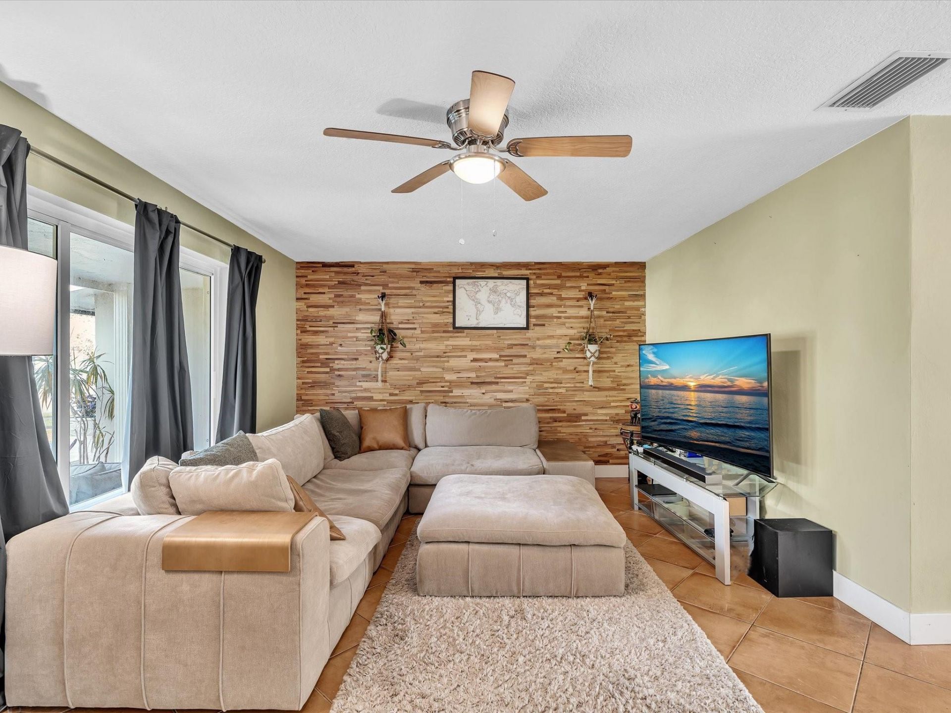 2200 NW 73rd Avenue, Sunrise, FL 33313 Photo