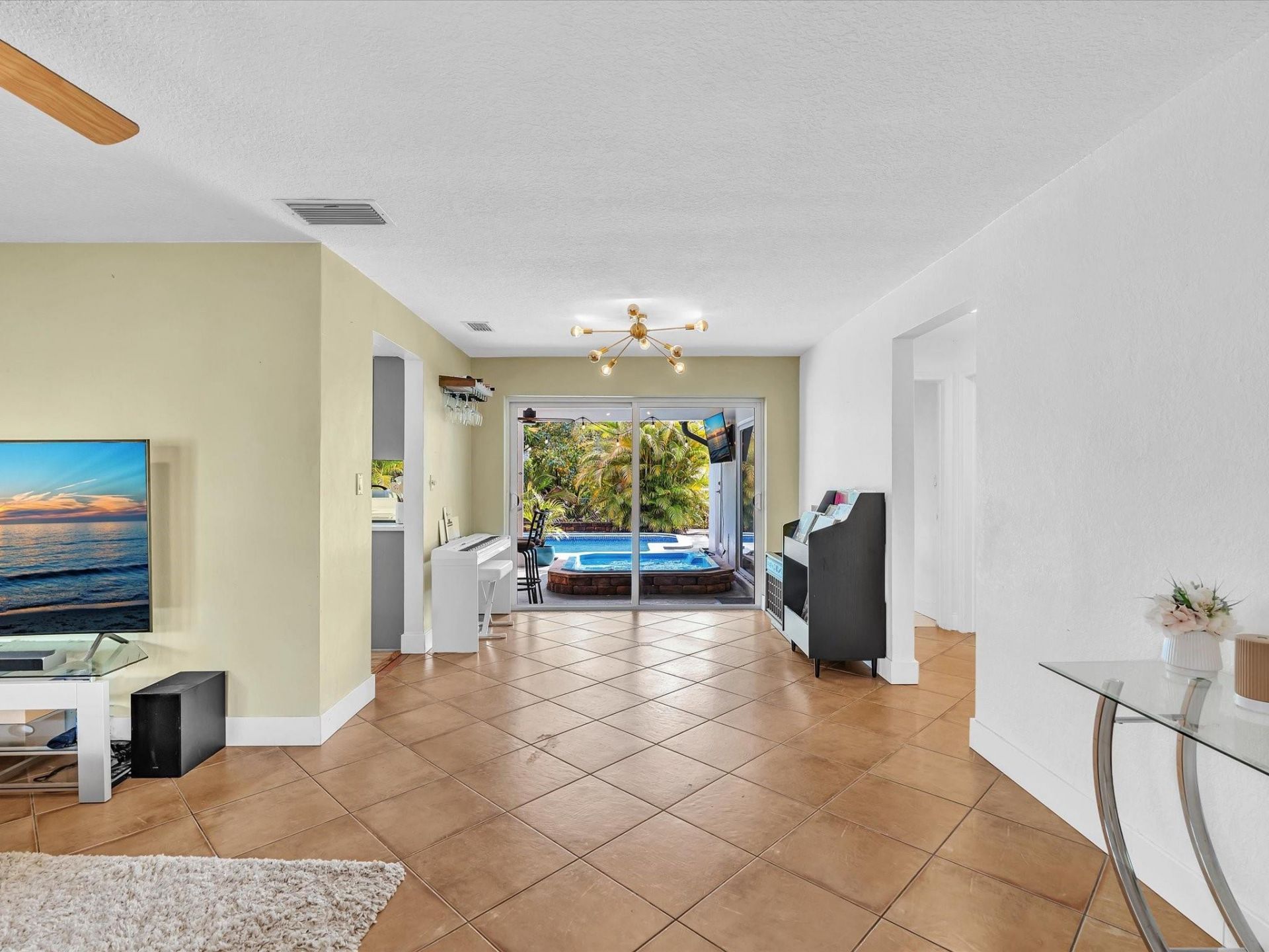 2200 NW 73rd Avenue, Sunrise, FL 33313 Photo