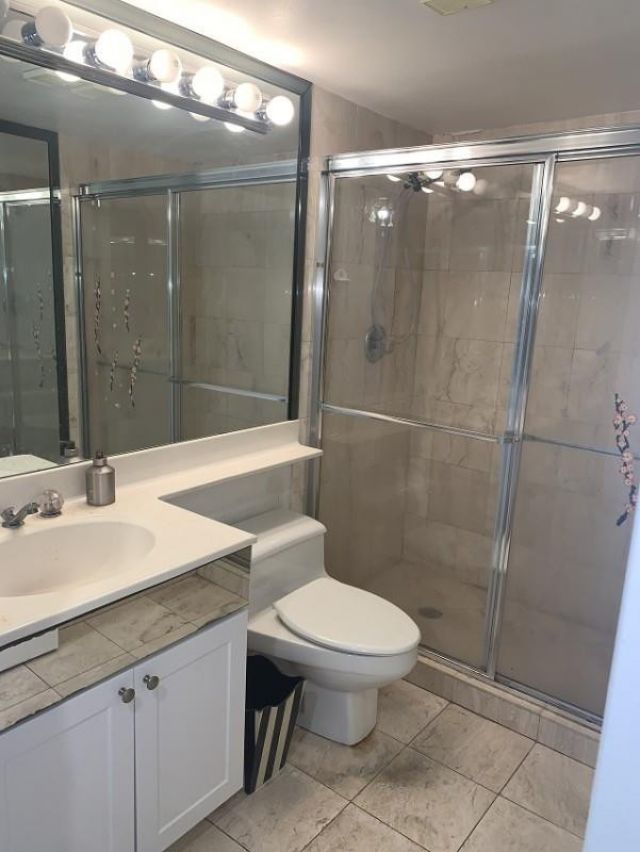 3600 Mystic Pointe Drive, Unit 314, Aventura, FL 33180 Photo