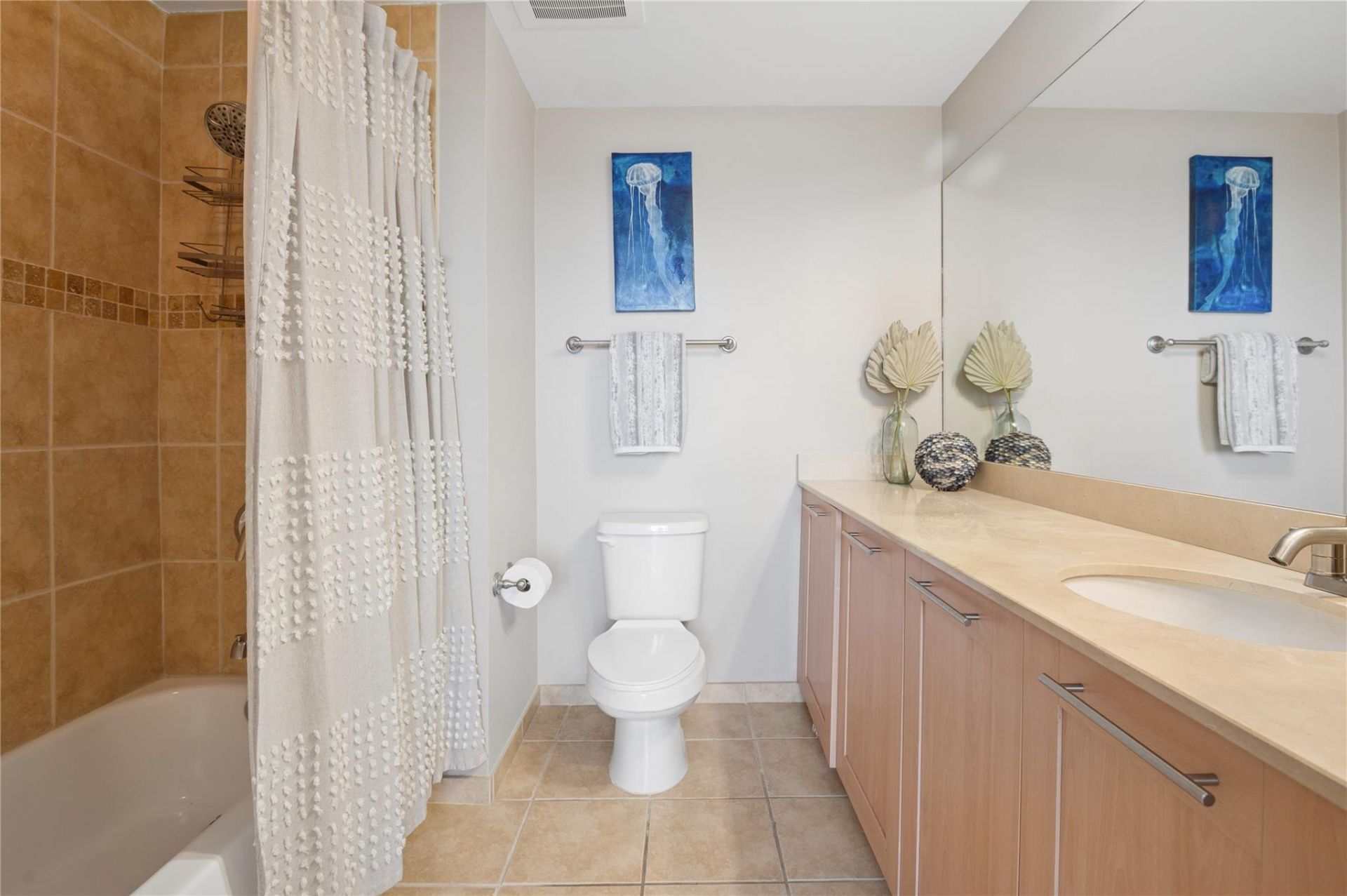 511 SE 5th Avenue, Unit 1108, Fort Lauderdale, FL 33301 Photo