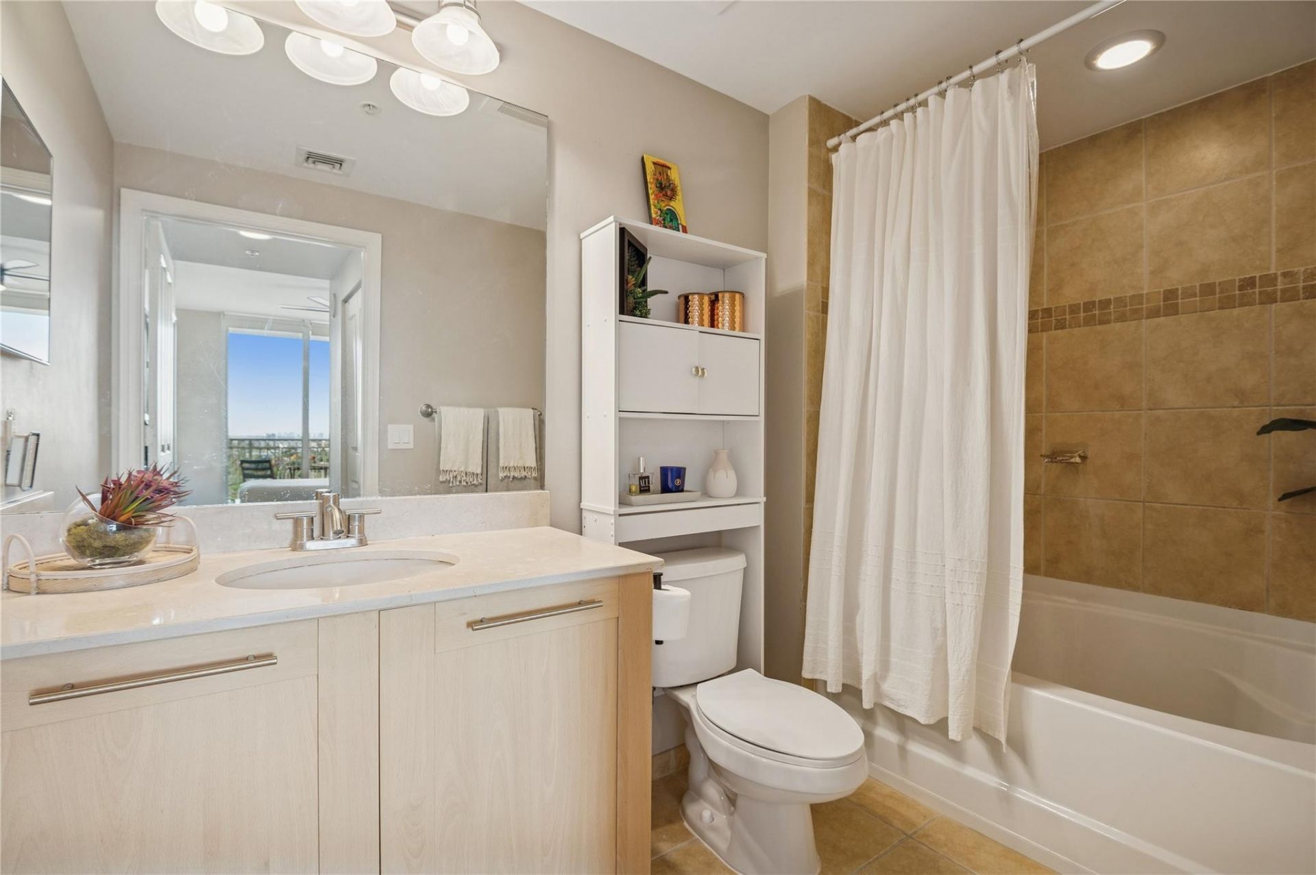 511 SE 5th Avenue, Unit 1108, Fort Lauderdale, FL 33301 Photo