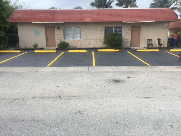 7961 SW 10th Ct, North Lauderdale, FL 33068