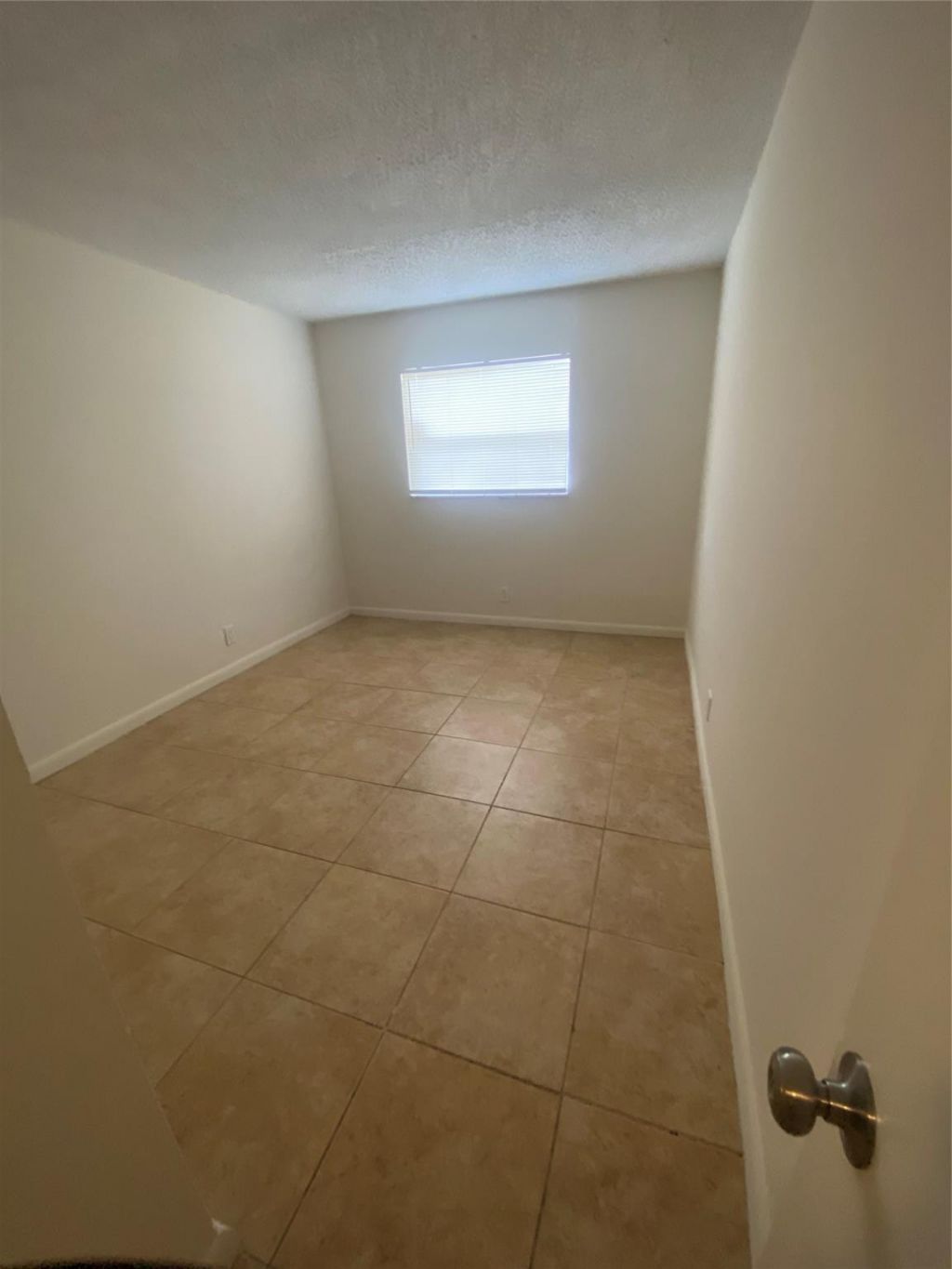 7931 SW 10th St, North Lauderdale, FL 33068 Photo