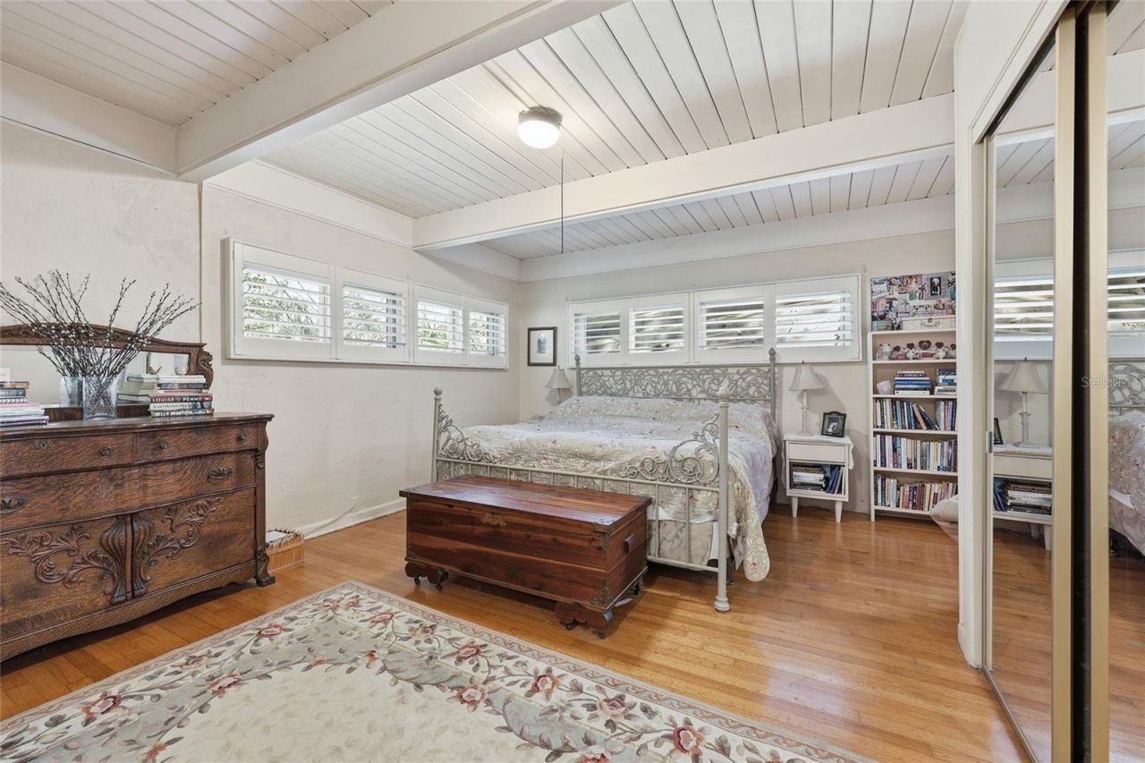 2074 NW 11th Road, Gainesville, FL 32605 Photo