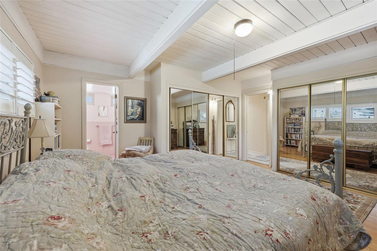 2074 NW 11th Road, Gainesville, FL 32605 Photo