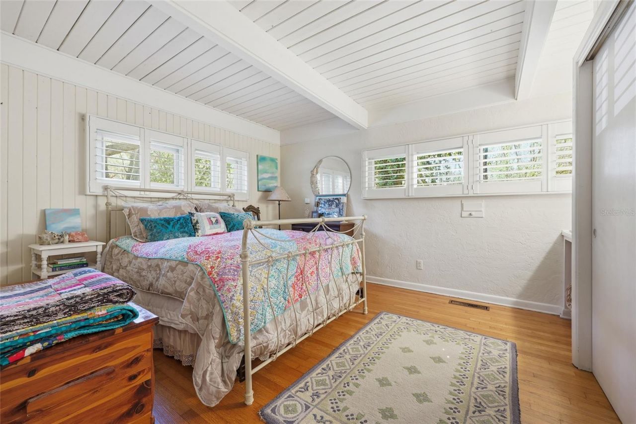 2074 NW 11th Road, Gainesville, FL 32605 Photo