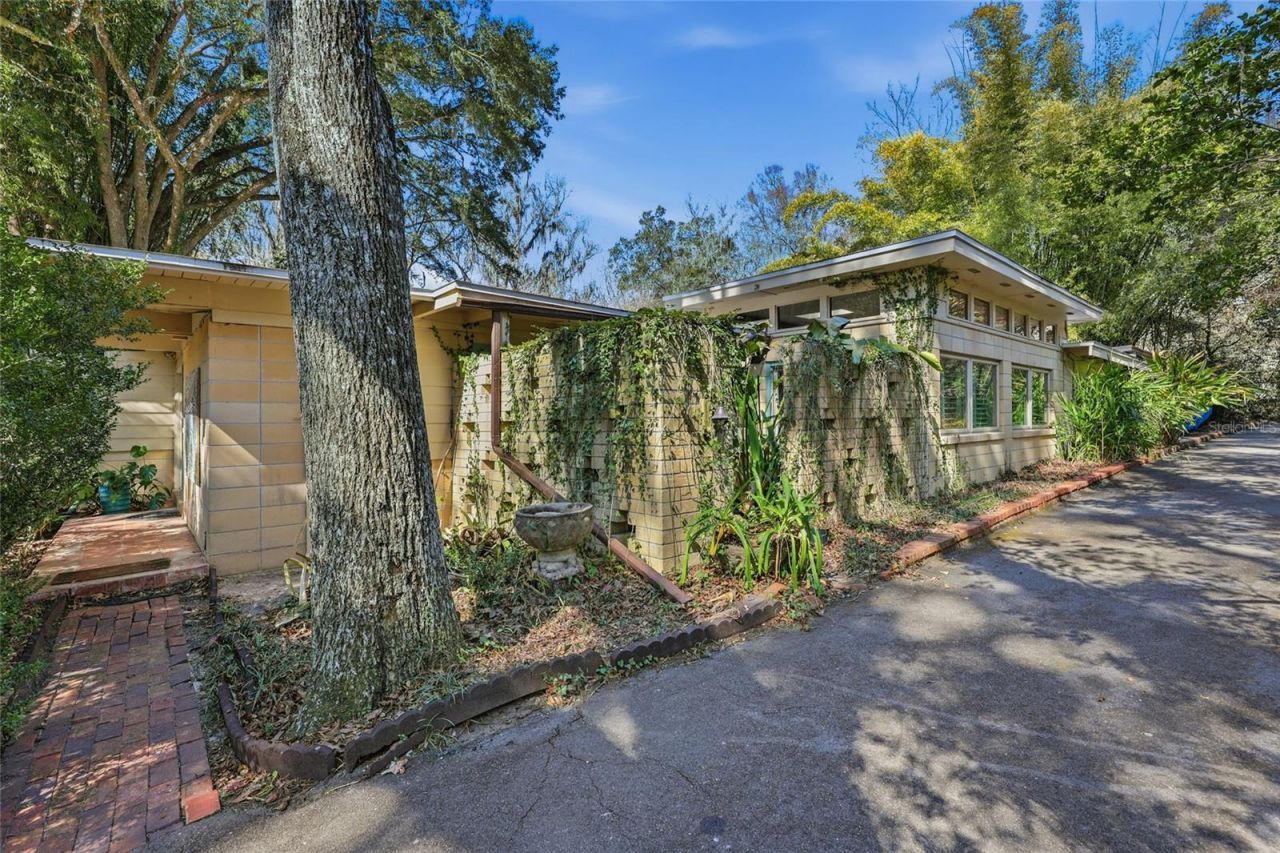 2074 NW 11th Road, Gainesville, FL 32605 Photo