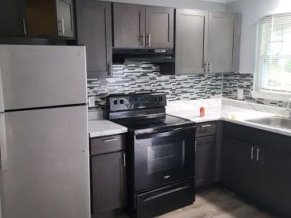 50 Angel, Unit Apt D, Waterbury, CT 06708