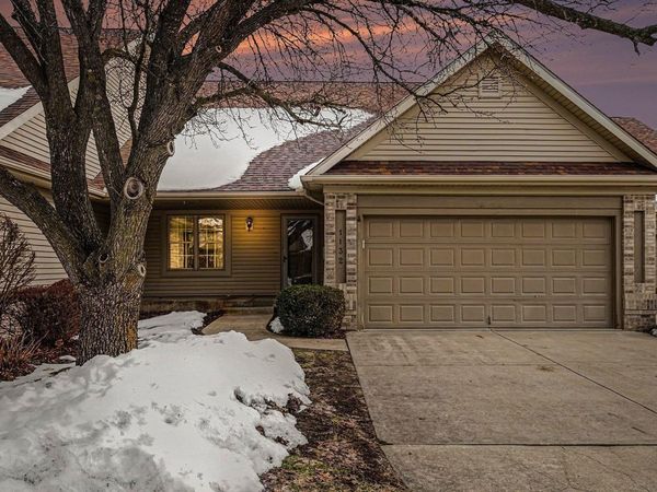 1132 Diamond Drive, Mishawaka, IN 46544