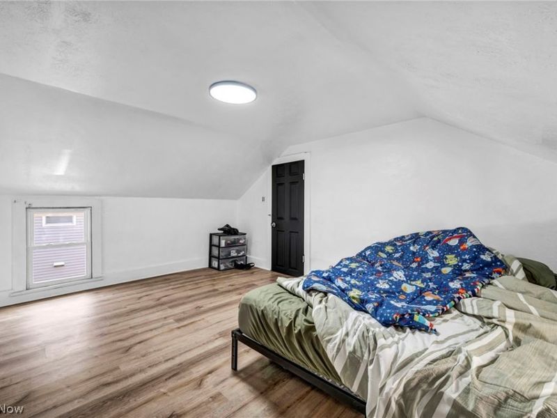 6923 Fullerton Avenue, Cleveland, OH 44105 Photo 36