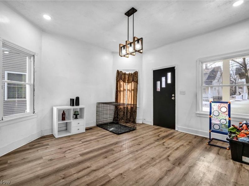 6923 Fullerton Avenue, Cleveland, OH 44105 Photo 5