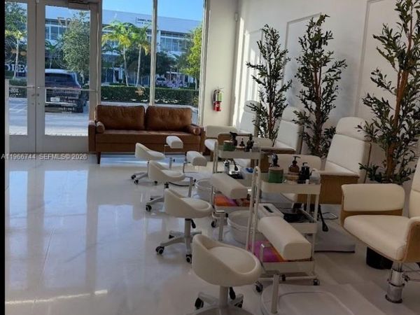 Sweetwater, FL 33172