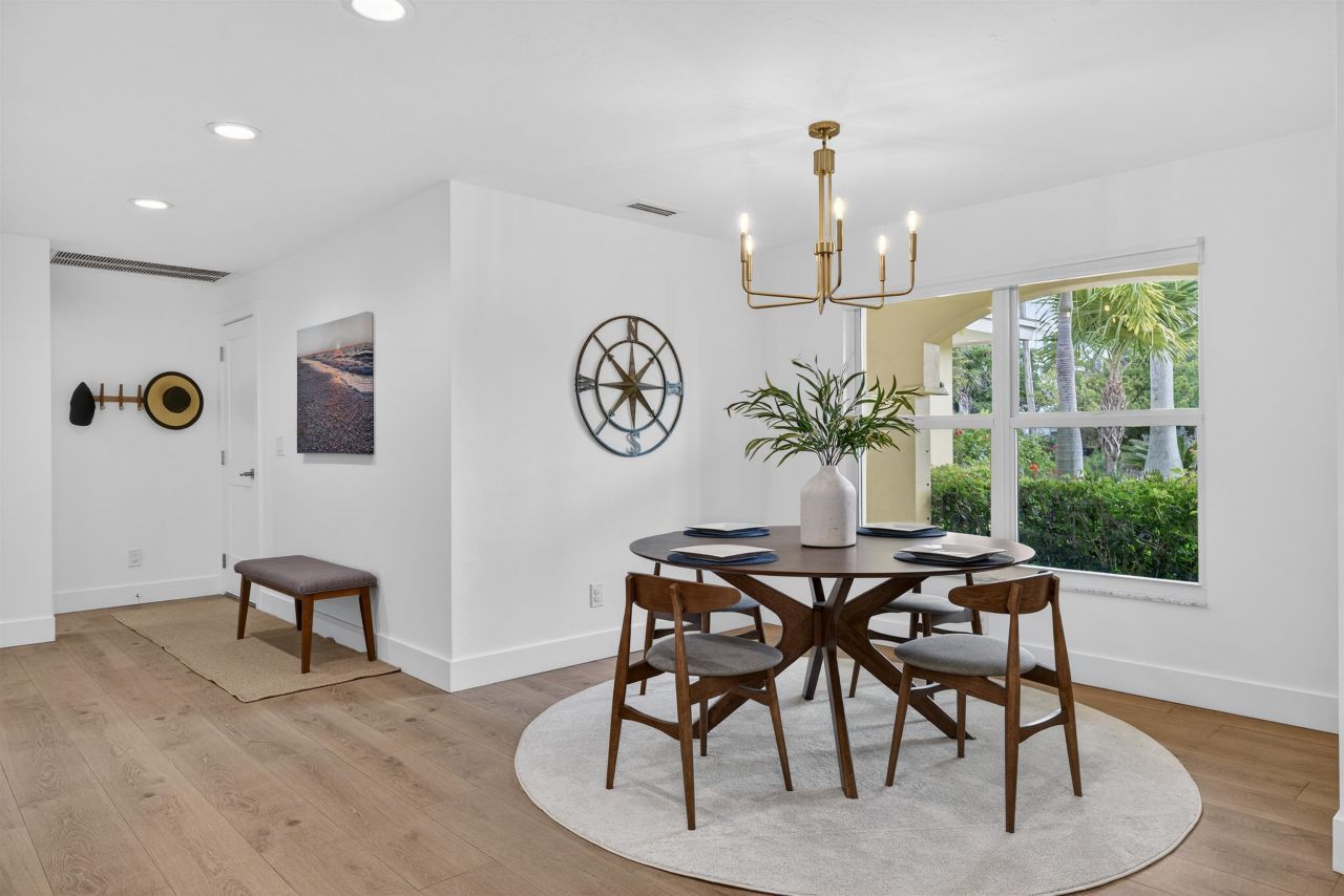 1103 Captains Walk St, Sanibel, FL 33957 Photo