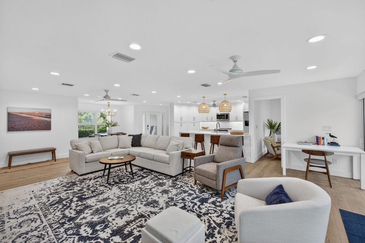 1103 Captains Walk St, Sanibel, FL 33957 Photo