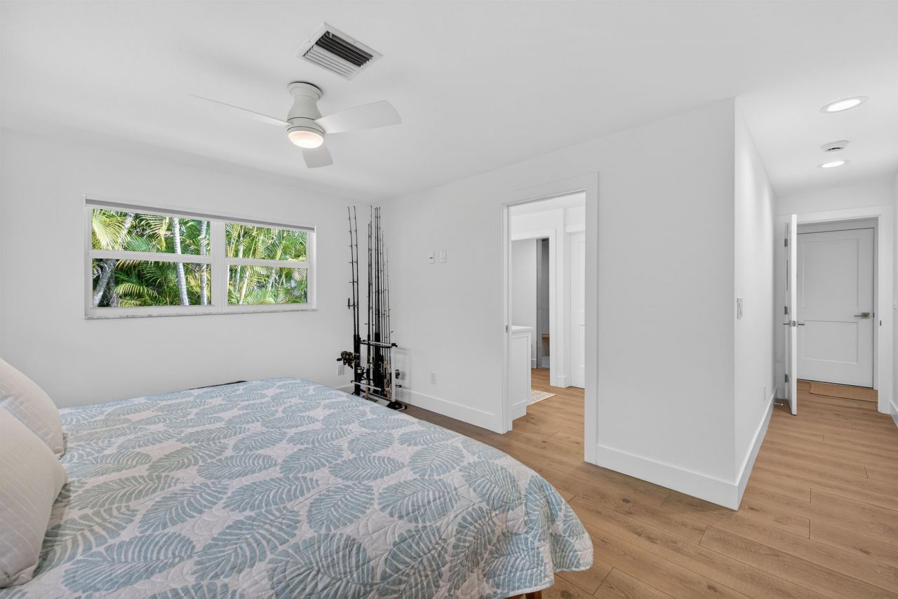 1103 Captains Walk St, Sanibel, FL 33957 Photo