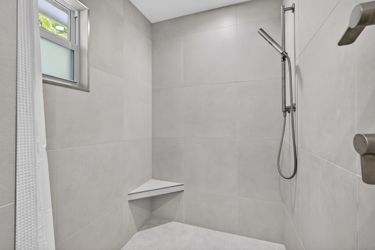 1103 Captains Walk St, Sanibel, FL 33957 Photo