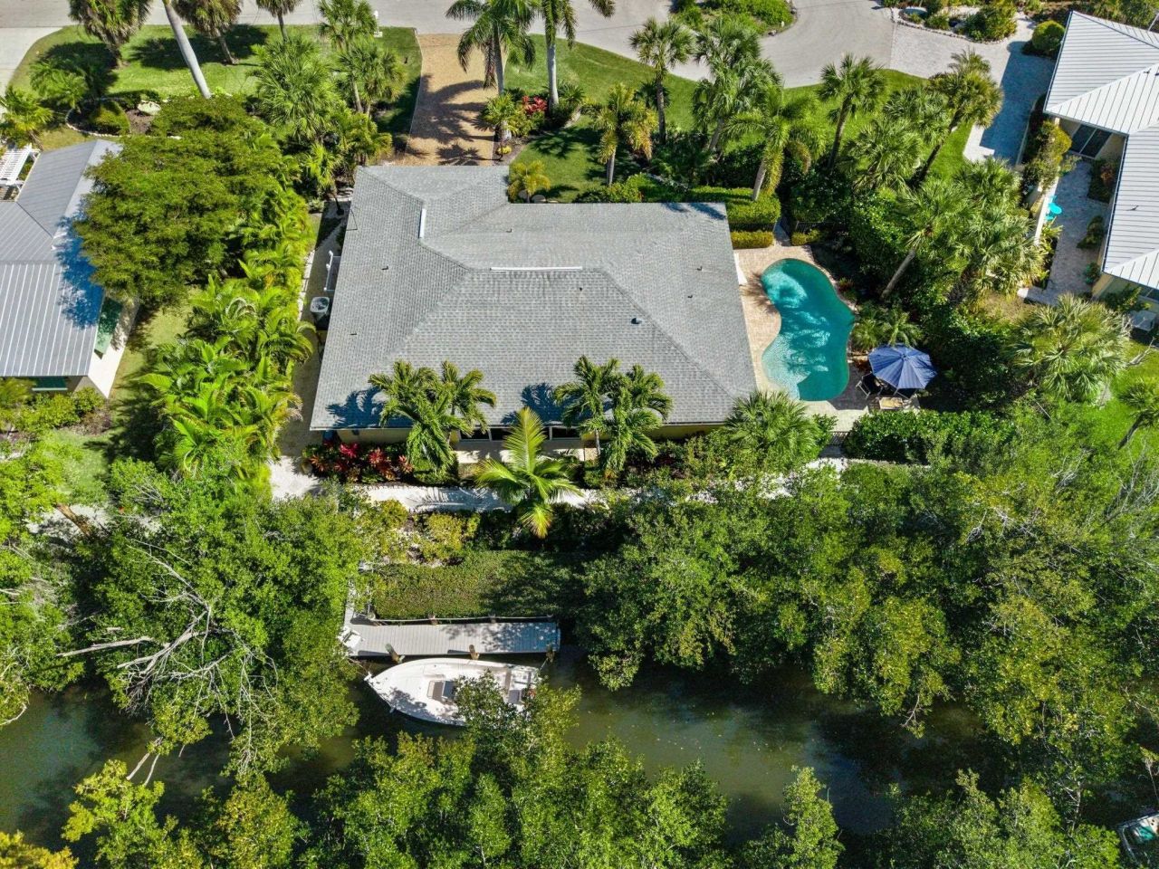 1103 Captains Walk St, Sanibel, FL 33957 Photo