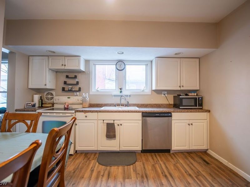 127 8th Street NE, New Philadelphia, OH 44663 Photo 12