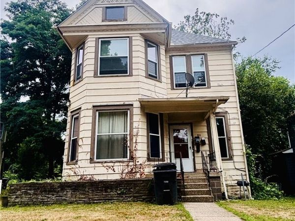 51 Oakdale Avenue, Unit 2, Akron, OH 44302