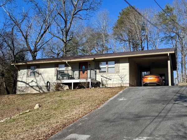 2237 Walnut Grove Church Road , Dayton, TN 37321