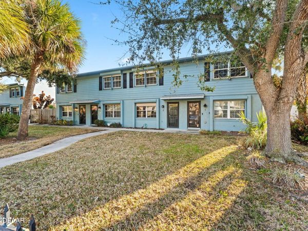 101 N Pine Street, Unit 2, New Smyrna Beach, FL 32169