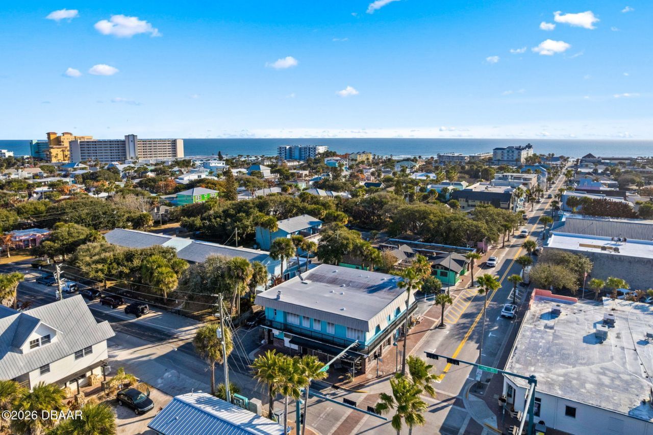 101 N Pine Street, Unit 2, New Smyrna Beach, FL 32169 Photo