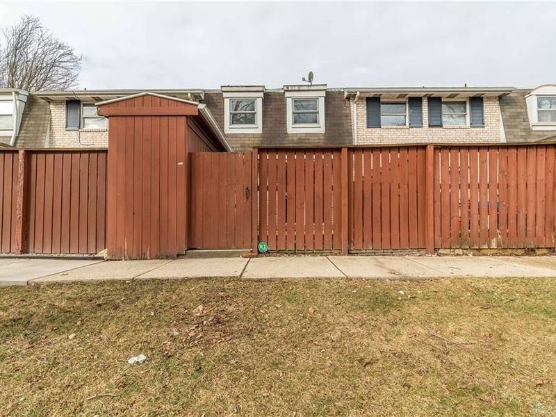 544 Adrian Court, Brookville, OH 45309 Photo 16