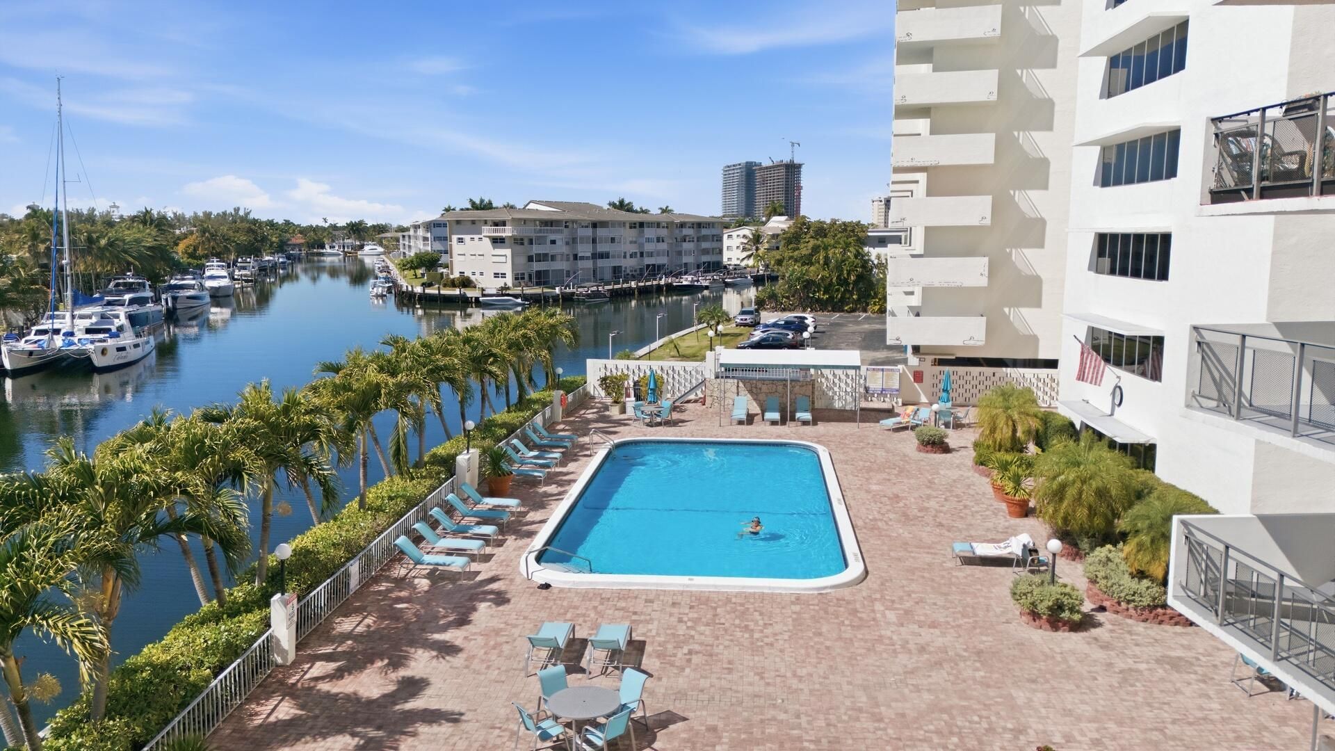 401 Golden Isles Drive, Unit 1009, Hallandale Beach, FL 33009 Photo