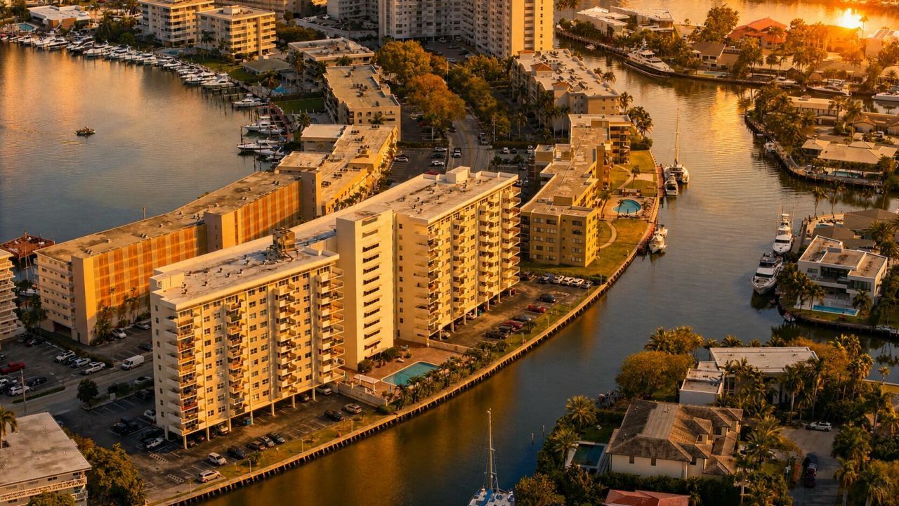 401 Golden Isles Drive, Unit 1009, Hallandale Beach, FL 33009 Photo