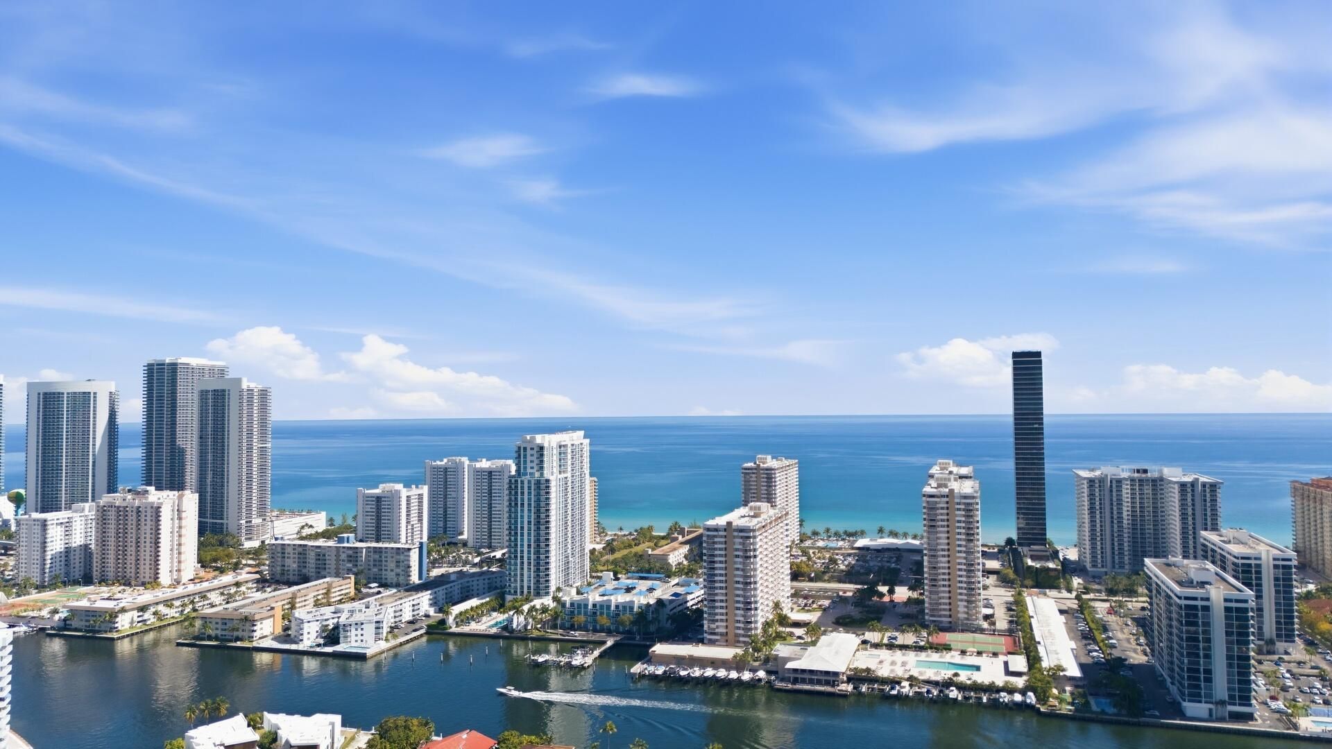 401 Golden Isles Drive, Unit 1009, Hallandale Beach, FL 33009 Photo