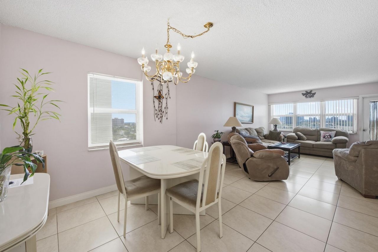401 Golden Isles Drive, Unit 1009, Hallandale Beach, FL 33009 Photo