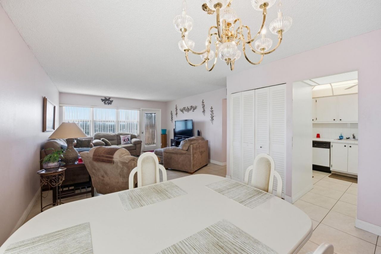 401 Golden Isles Drive, Unit 1009, Hallandale Beach, FL 33009 Photo