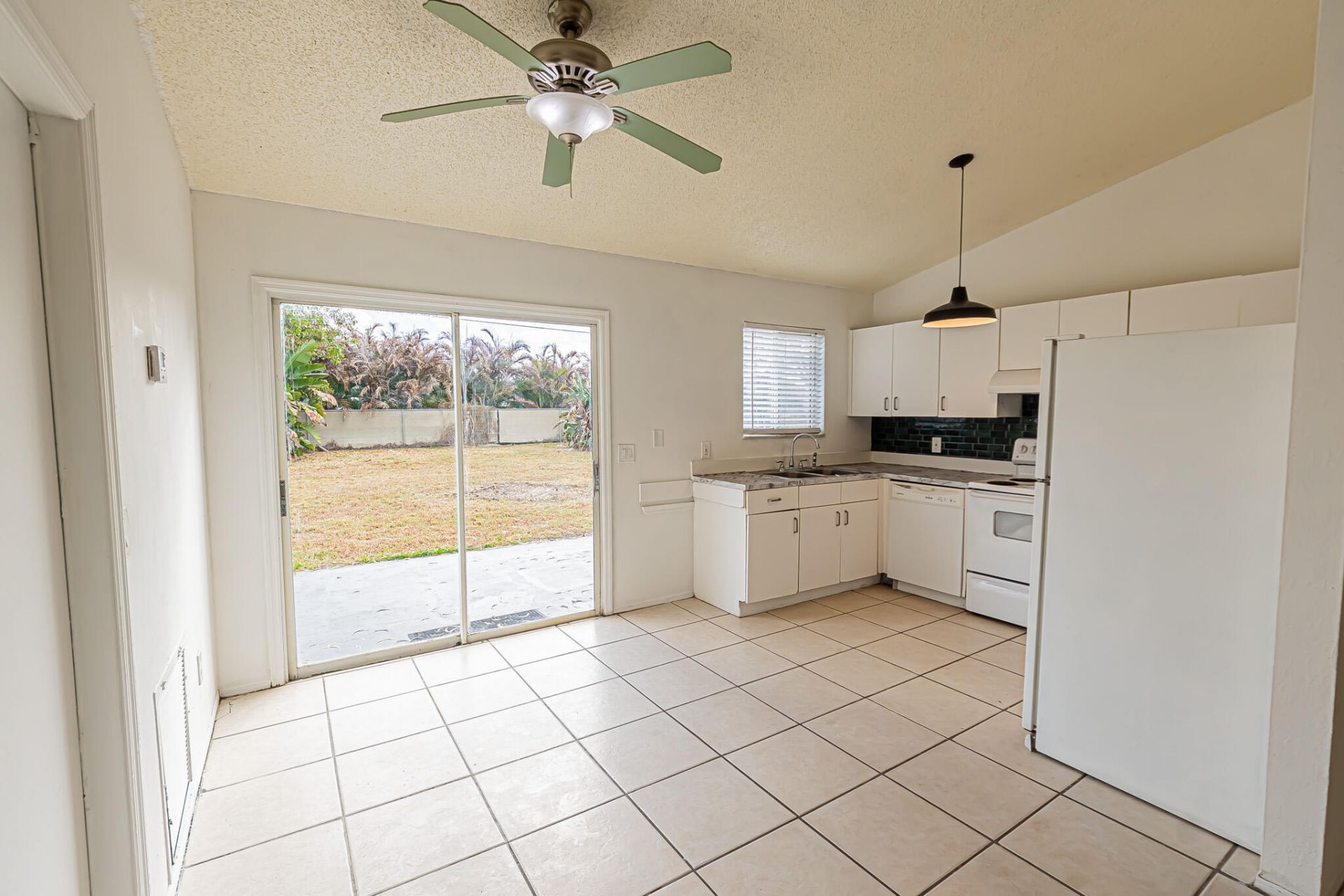 2561 SE Charleston Drive, Port Saint Lucie, FL 34952 Photo