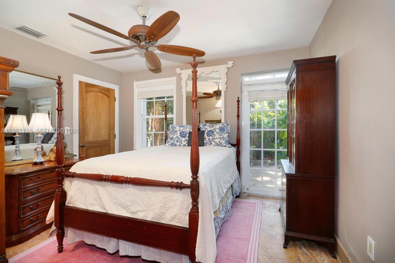 1755 SW 10th St, Miami, FL 33135 Photo