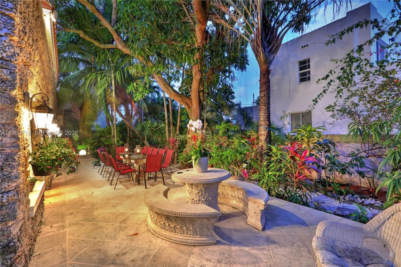 1755 SW 10th St, Miami, FL 33135 Photo