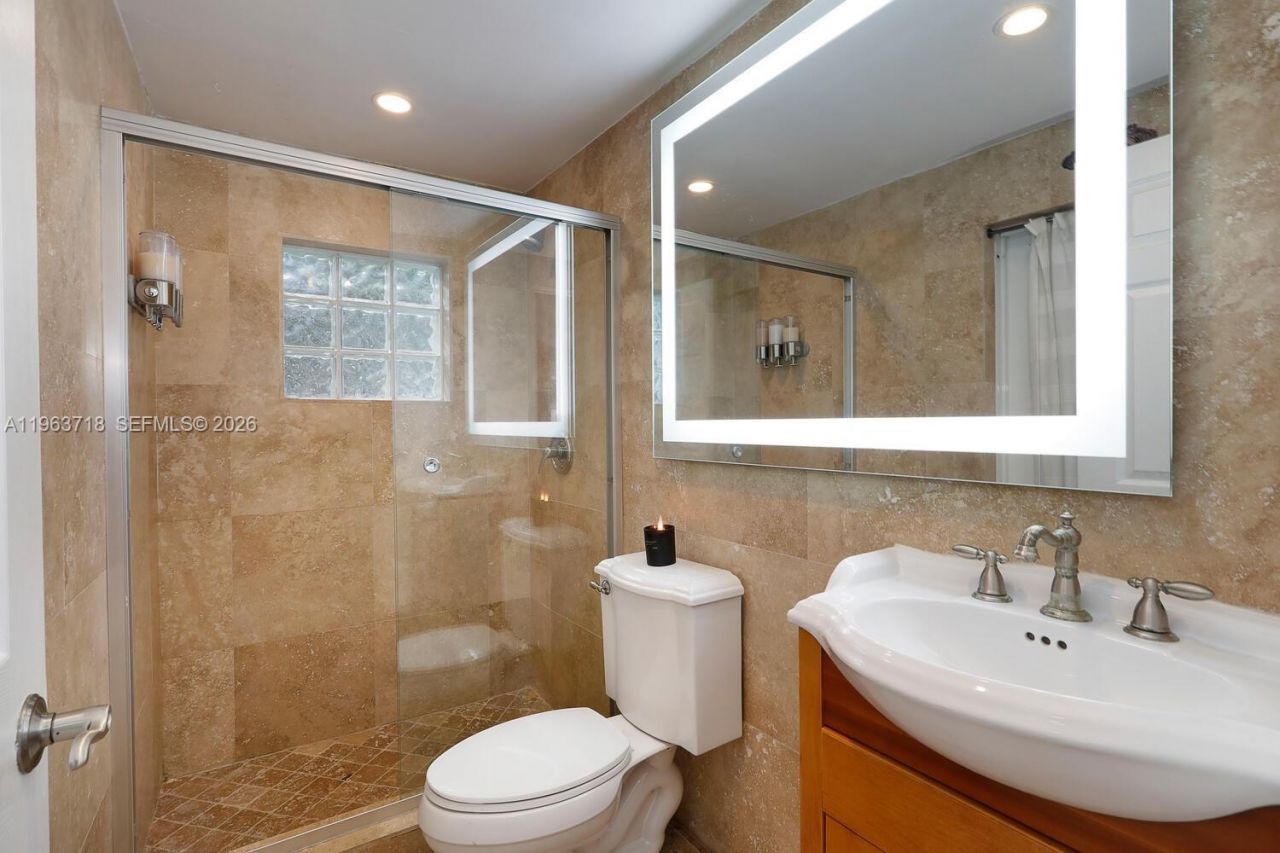 1755 SW 10th St, Miami, FL 33135 Photo