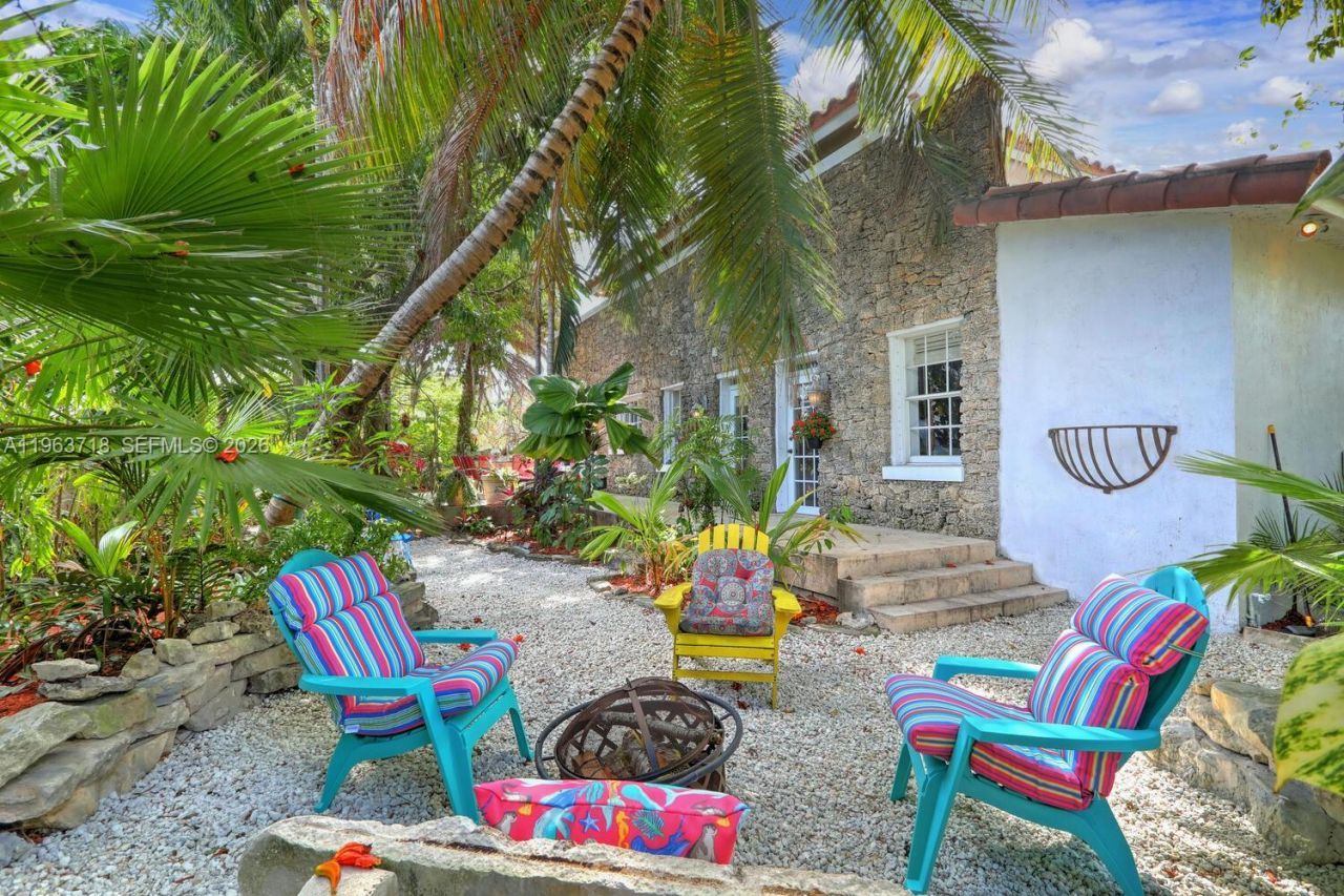 1755 SW 10th St, Miami, FL 33135 Photo