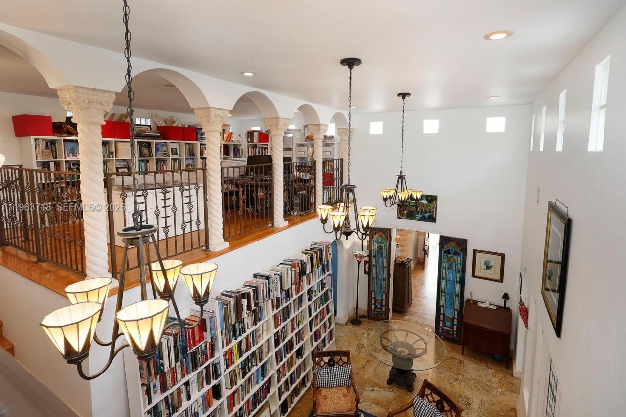 1755 SW 10th St, Miami, FL 33135 Photo