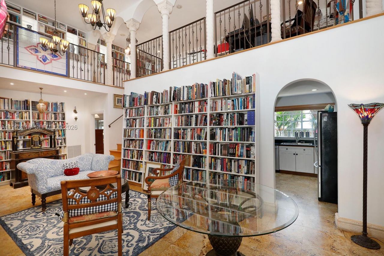 1755 SW 10th St, Miami, FL 33135 Photo