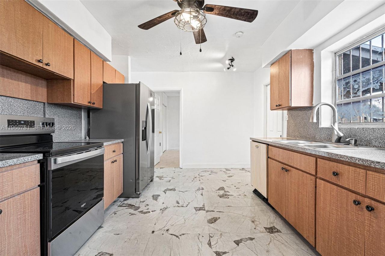 16025 NW 29th Ave , Miami Gardens, FL 33054 Photo