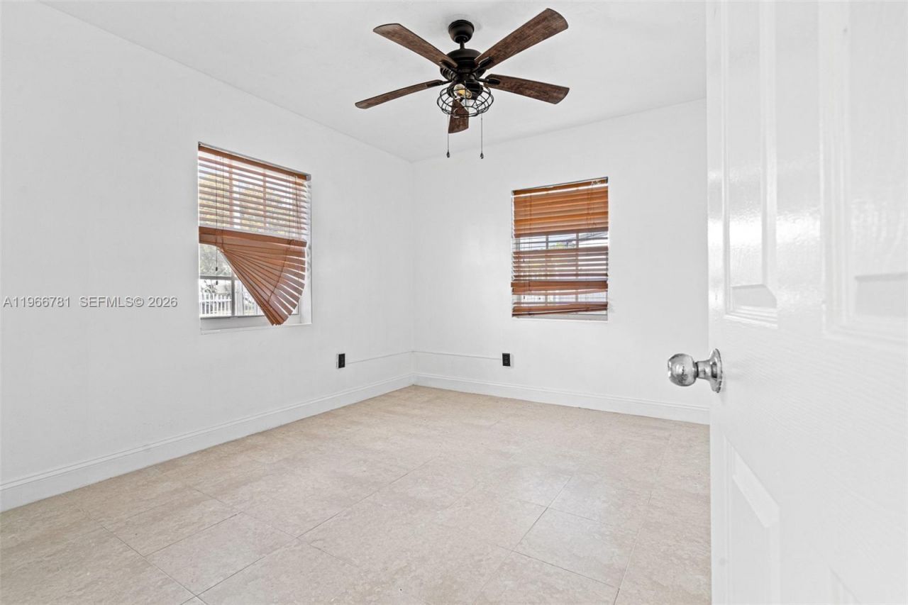 16025 NW 29th Ave , Miami Gardens, FL 33054 Photo