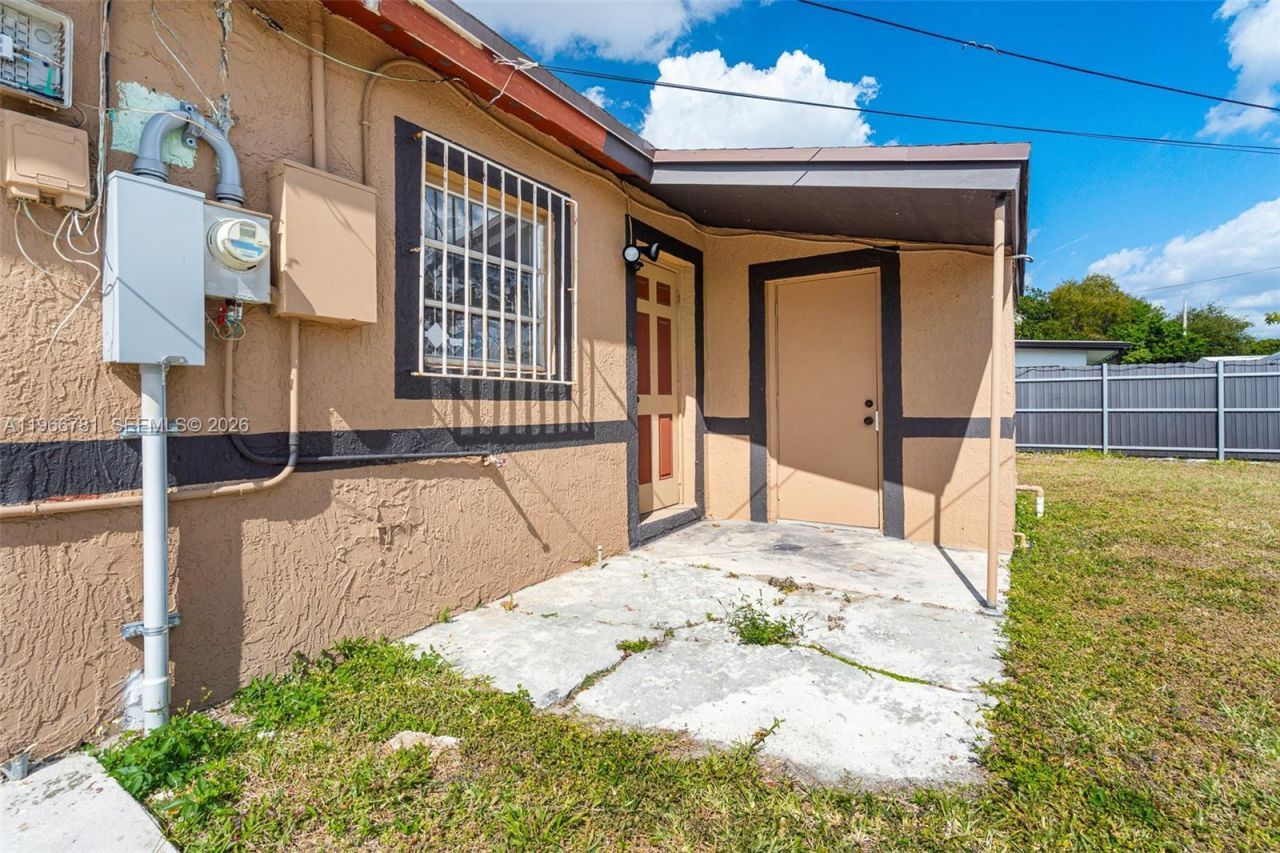 16025 NW 29th Ave , Miami Gardens, FL 33054 Photo