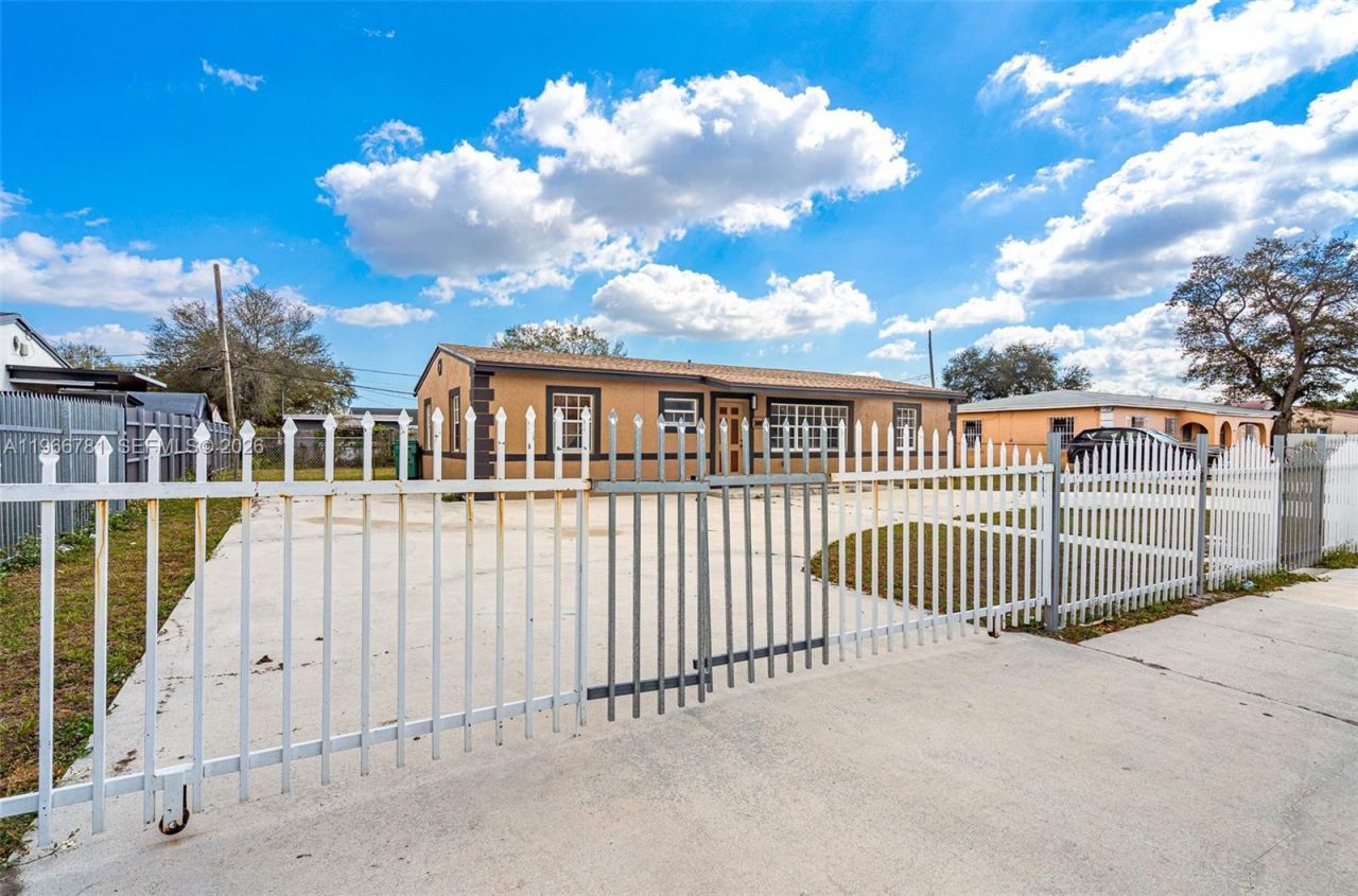 16025 NW 29th Ave , Miami Gardens, FL 33054 Photo