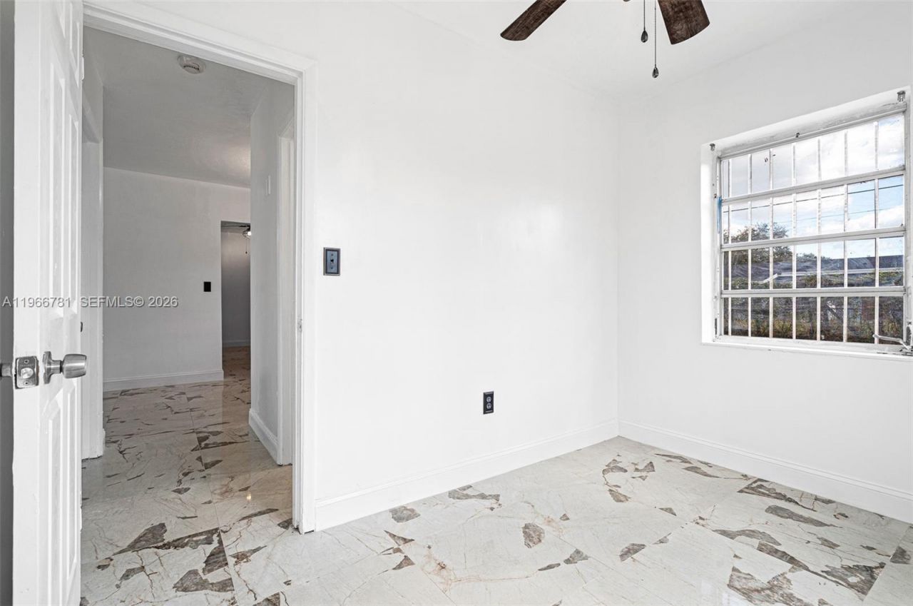 16025 NW 29th Ave , Miami Gardens, FL 33054 Photo