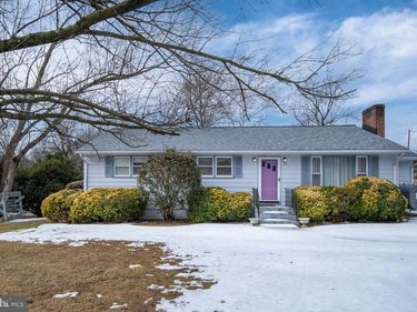 23 WAKEFIELD AVENUE, FREDERICKSBURG, VA 22405