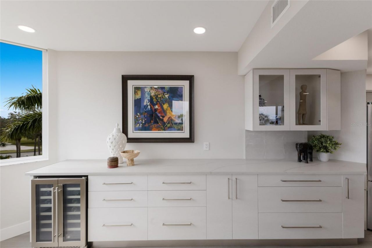 2120 Harbourside Drive, Unit 628, Longboat Key, FL 34228 Photo