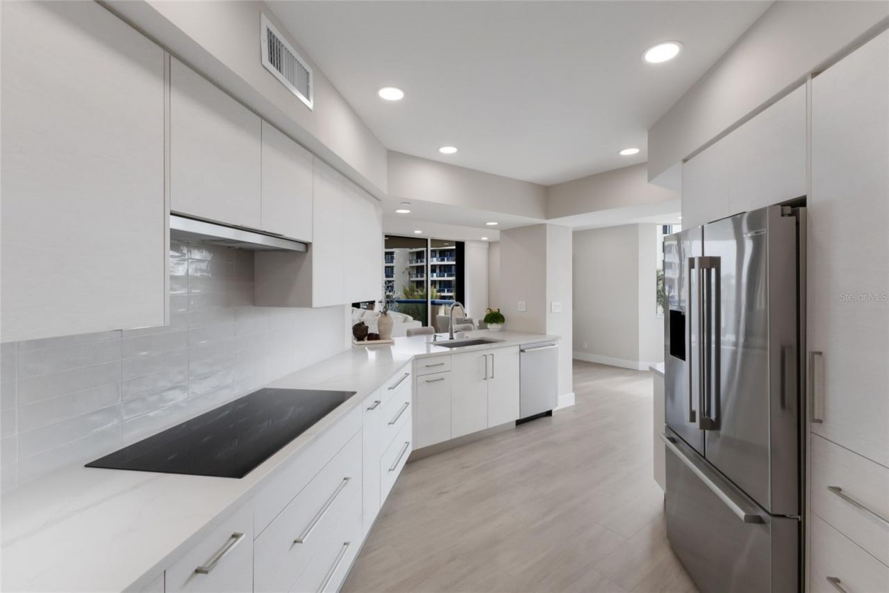 2120 Harbourside Drive, Unit 628, Longboat Key, FL 34228 Photo